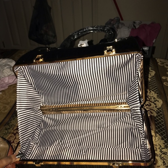 Handbag - Picture 4 of 4